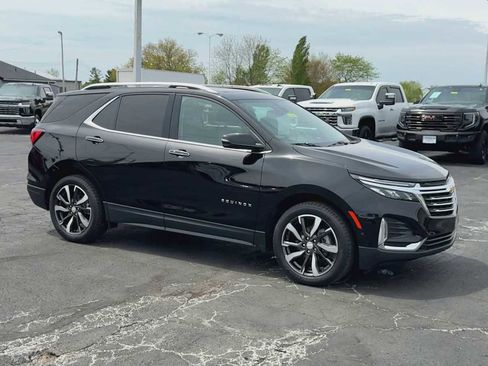 Certified 2022 Chevrolet Equinox Premier FWD image 2