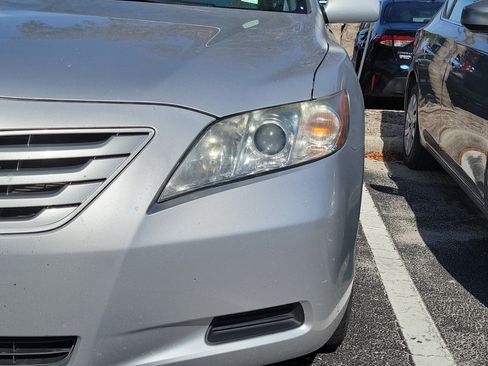 Used 2009 Toyota Camry LE image 4