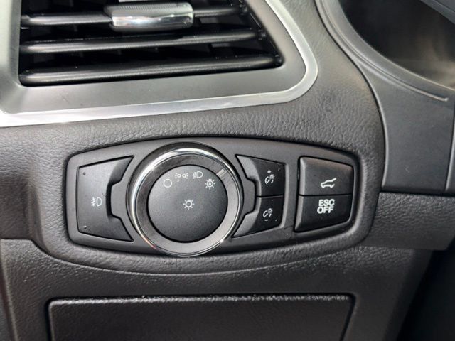 Used 2023 Ford Edge ST w/ Equipment Group 401A AWD/4WD image 16