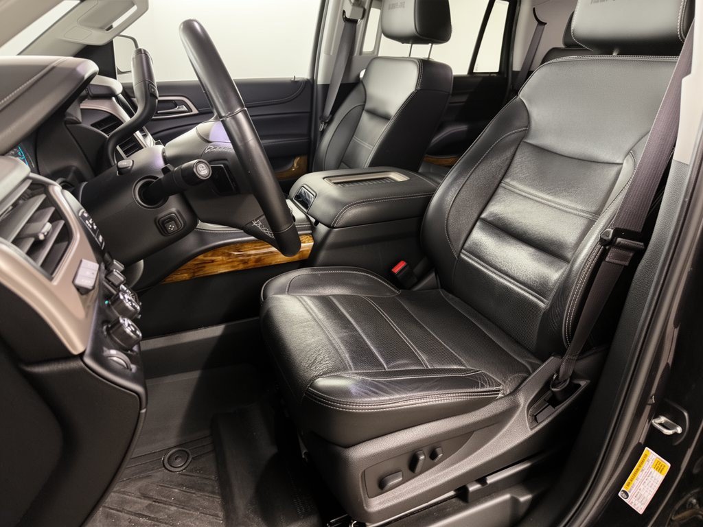 Used 2017 GMC Yukon Denali w/ Open Road Package AWD/4WD image 5