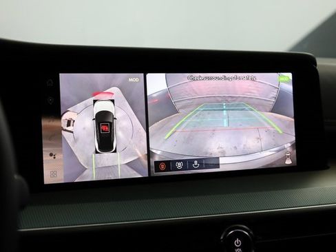 Certified 2025 Nissan Murano SL w/ Cargo Package image 18