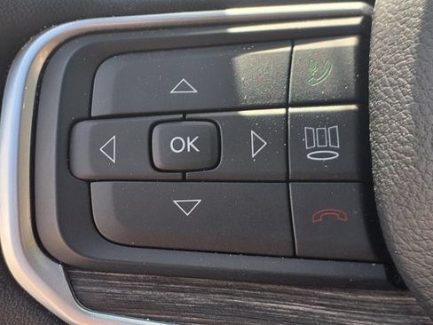 Used 2024 Jeep Wagoneer Series II AWD/4WD image 14