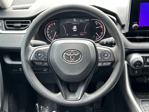 Used 2023 Toyota RAV4 XLE image 38