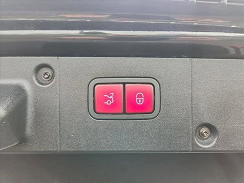 Used 2012 Mercedes-Benz S 550 4MATIC image 28