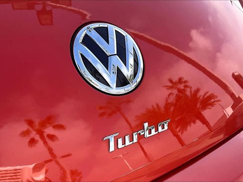 Used 2017 Volkswagen Beetle 1.8T SE image 10