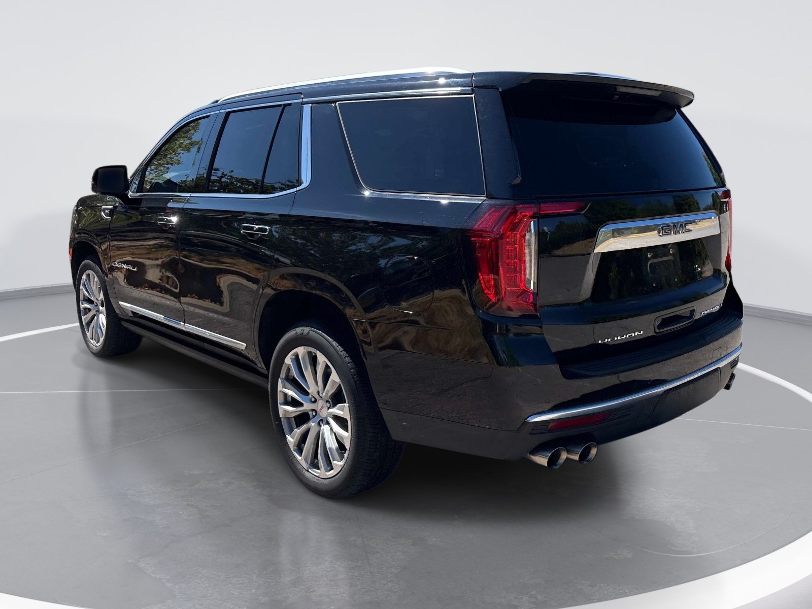 Used 2022 GMC Yukon Denali AWD/4WD image 6