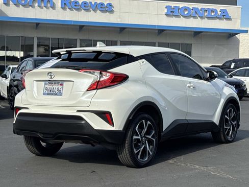 Used 2020 Toyota C-HR LE image 5