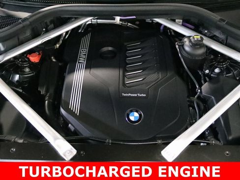 Used 2022 BMW X6 xDrive40i w/ Parking Assistance Package image 7