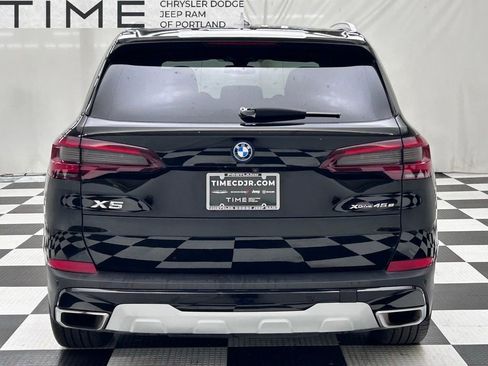 Used 2023 BMW X5 xDrive45e image 6