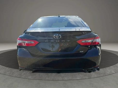 Used 2019 Toyota Camry SE w/ Carpet Mat Package FWD image 6