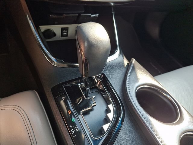 Used 2016 Toyota Avalon Limited w/ Toyota Safety Sense Package FWD image 16