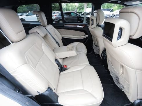 Used 2013 Mercedes-Benz GL 550 4MATIC image 51