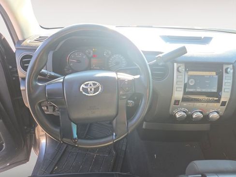 Used 2015 Toyota Tundra SR image 9