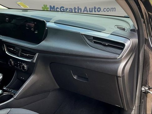 Used 2025 Buick Encore GX Preferred AWD/4WD image 28