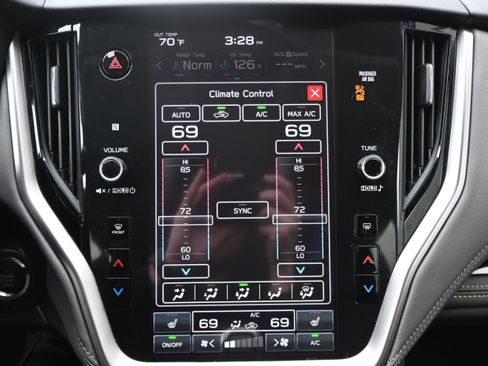 Certified 2025 Subaru Outback Onyx Edition image 27