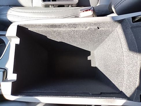 Certified 2025 Subaru Ascent Bronze Edition image 34