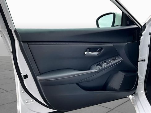 Used 2023 Nissan Sentra SV w/ All-Weather Package FWD image 21