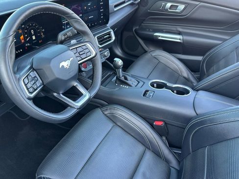 Used 2024 Ford Mustang GT Premium image 4