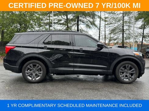 Used 2023 Ford Explorer XLT w/ Equipment Group 202A AWD/4WD image 9