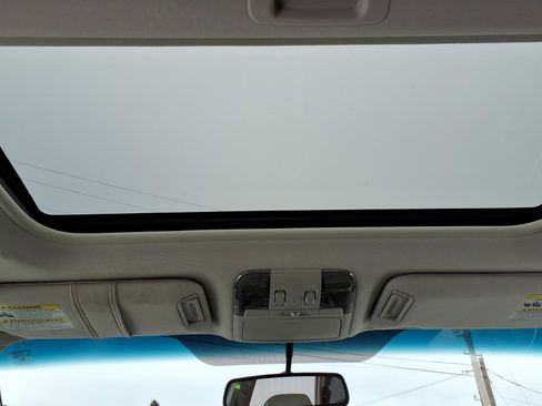 Used 2011 Subaru Outback 2.5i Premium image 15