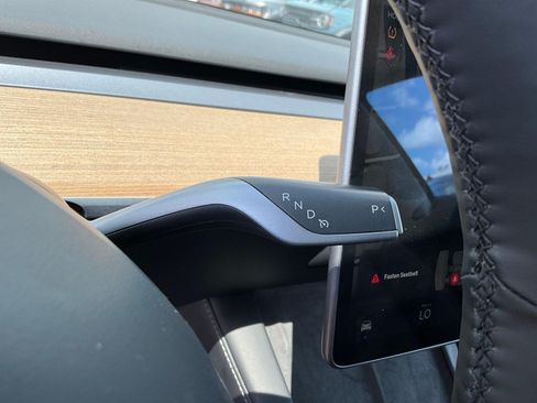Used 2022 Tesla Model 3 Long Range AWD/4WD image 15