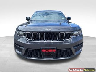 New 2026 Jeep Grand Cherokee Laredo X AWD/4WD video 2