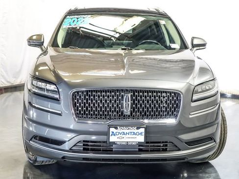 Used 2022 Lincoln Nautilus Reserve w/ Monochromatic Package AWD/4WD image 7