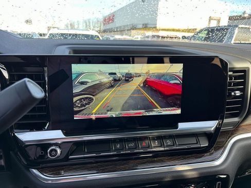 New 2026 GMC Sierra 2500 SLE image 10