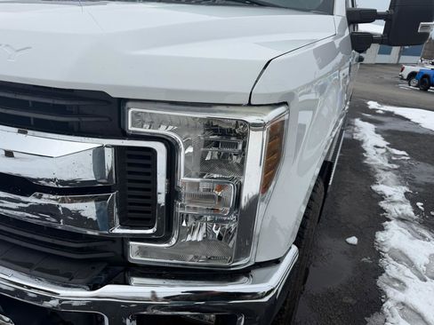 Used 2019 Ford F350 XLT w/ XLT Value Package image 13