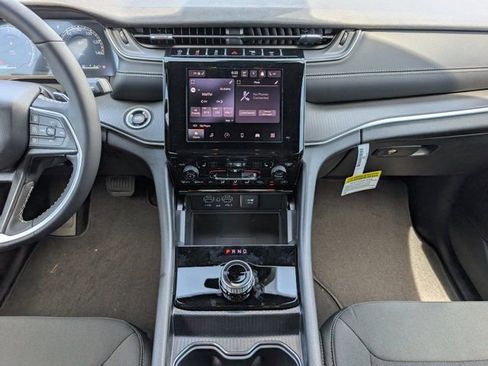 New 2026 Jeep Grand Cherokee Laredo X RWD image 7