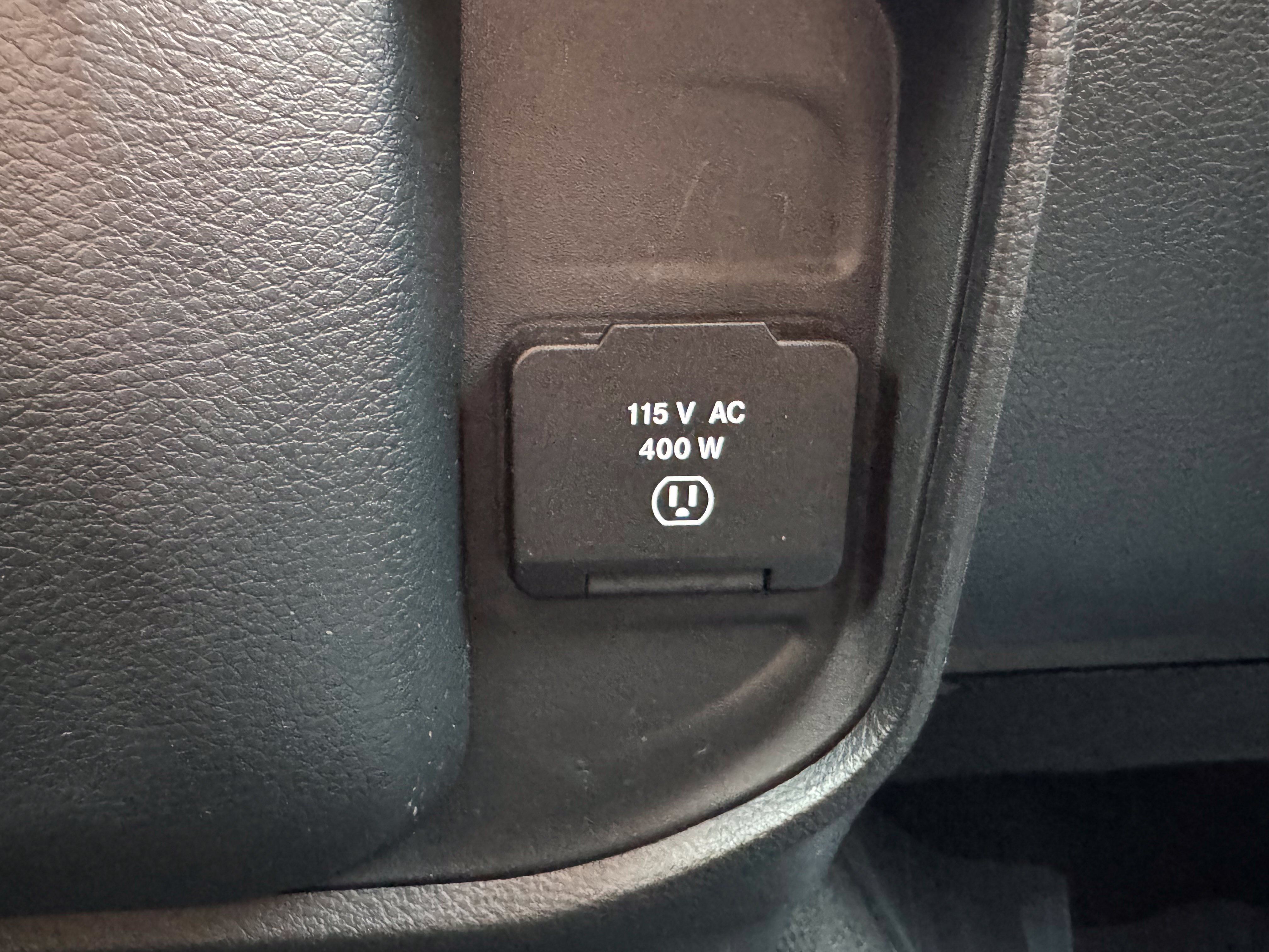 Used 2021 RAM 1500 Laramie w/ Off Road Group AWD/4WD image 47