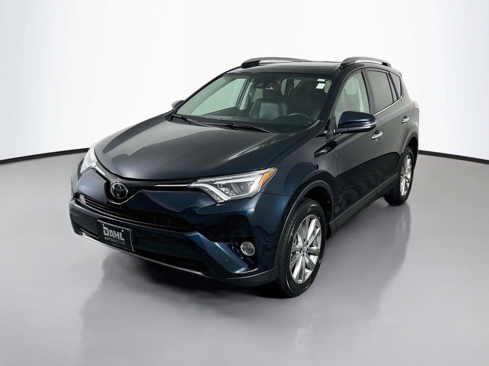 Used 2017 Toyota RAV4 Limited w/ All Weather Liner Package AWD/4WD image 4