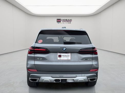 Used 2026 BMW X5 xDrive50e w/ Climate Comfort Package image 6