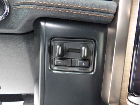 Certified 2022 Ford F150 Lightning Lariat w/ Equipment Group 511A High image 24