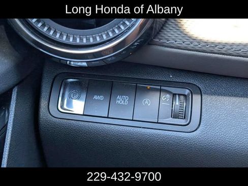 Used 2026 Chevrolet Equinox LT w/ Convenience Package II AWD/4WD image 25