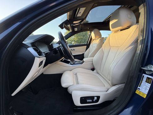 Used 2019 BMW 330i Sedan w/ Driving Assistance Package RWD image 10