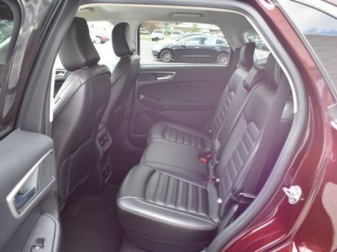 Used 2022 Ford Edge SEL AWD/4WD image 32