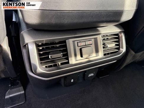 Used 2023 Ford F150 Lariat w/ Equipment Group 502A High image 38