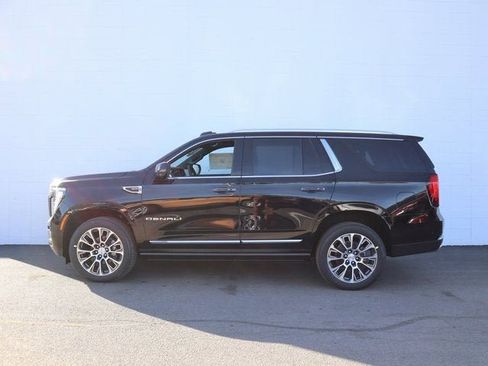 New 2026 GMC Yukon Denali w/ Sun & Power Step Package AWD/4WD image 4