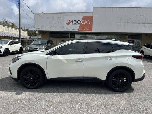 Used 2022 Nissan Murano SV w/ SV Midnight Edition Package FWD image 10