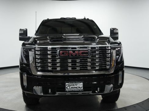 Used 2025 GMC Sierra 2500 Denali w/ Denali Reserve Package image 2