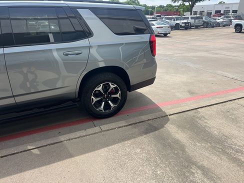 Used 2025 GMC Yukon AT4 w/ AT4 Premium Package image 20