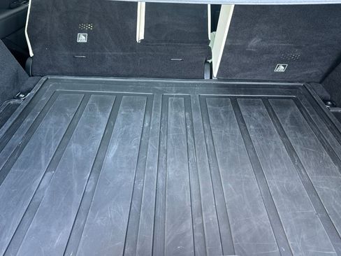 Used 2022 Land Rover Range Rover Sport HSE Silver Edition image 16