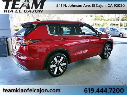 Used 2025 Mitsubishi Outlander SEL image 8
