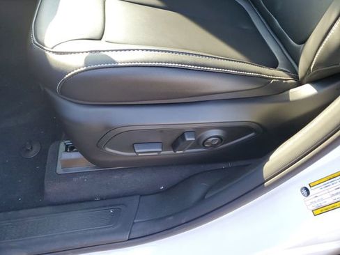 New 2025 Jeep Grand Cherokee Limited w/ Black Appearance Package image 13