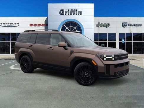 Used 2024 Hyundai Santa Fe Calligraphy image 2