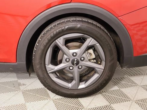 Used 2025 Kia K4 LXS image 17