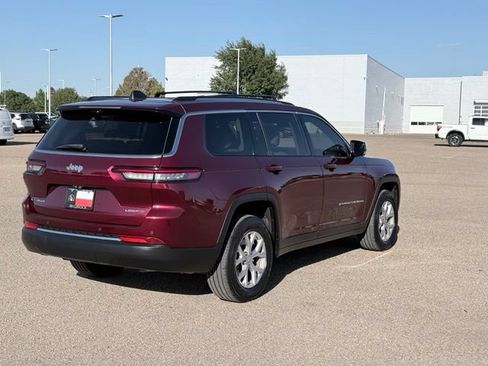 Used 2022 Jeep Grand Cherokee L Limited w/ Luxury Tech Group II AWD/4WD image 6