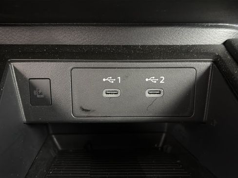 Certified 2025 Nissan Kicks SR AWD/4WD image 26