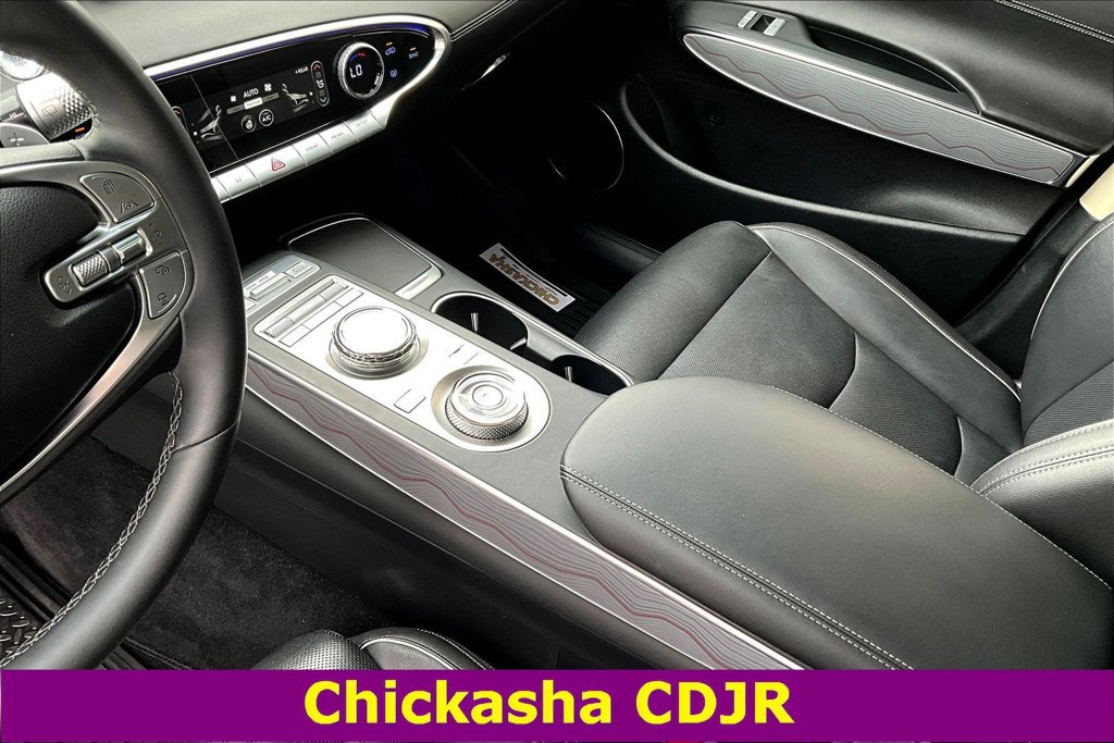 Used 2023 Genesis GV70 2.5T w/ Advanced Package AWD/4WD image 16